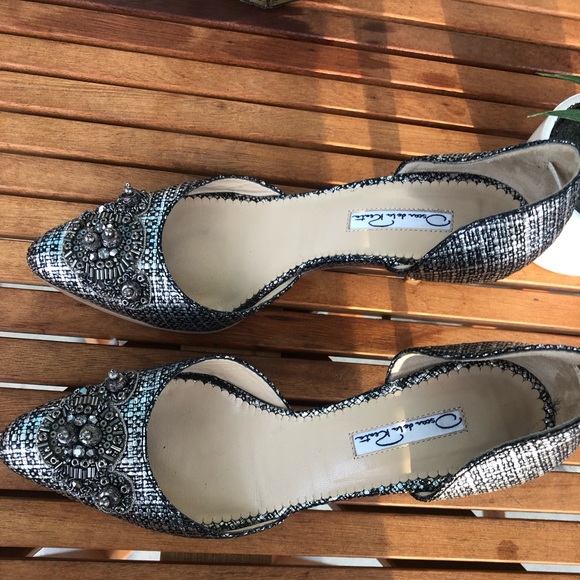 Oscar De La Renta Embellished Heels - Picture 3 of 6